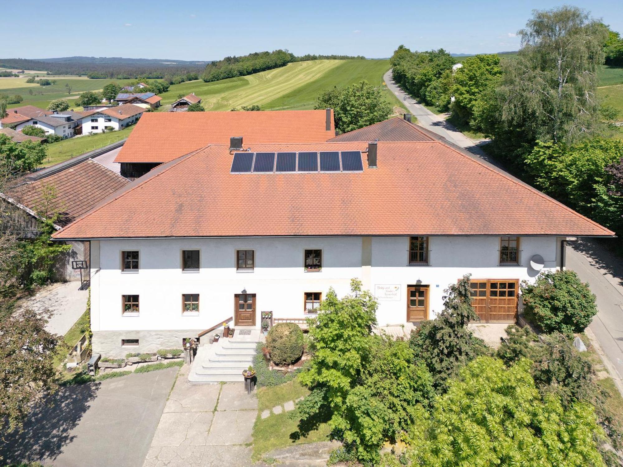 Ferienhof Schuetz Eschlkam Exteriör bild